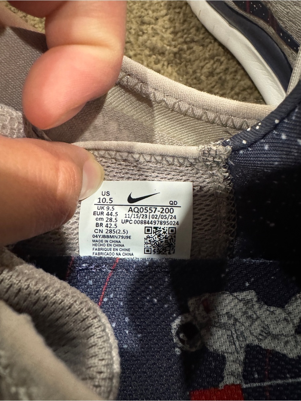 MENS LIMITED EDITION AMERICAN THEMED NIKE SNEAKERS - Picture 4 of 8